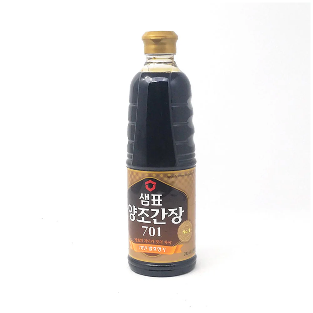 Sempio Naturally Brewed Soy Sauce 701, 930ml 샘표 양조간장 701 ,930ml