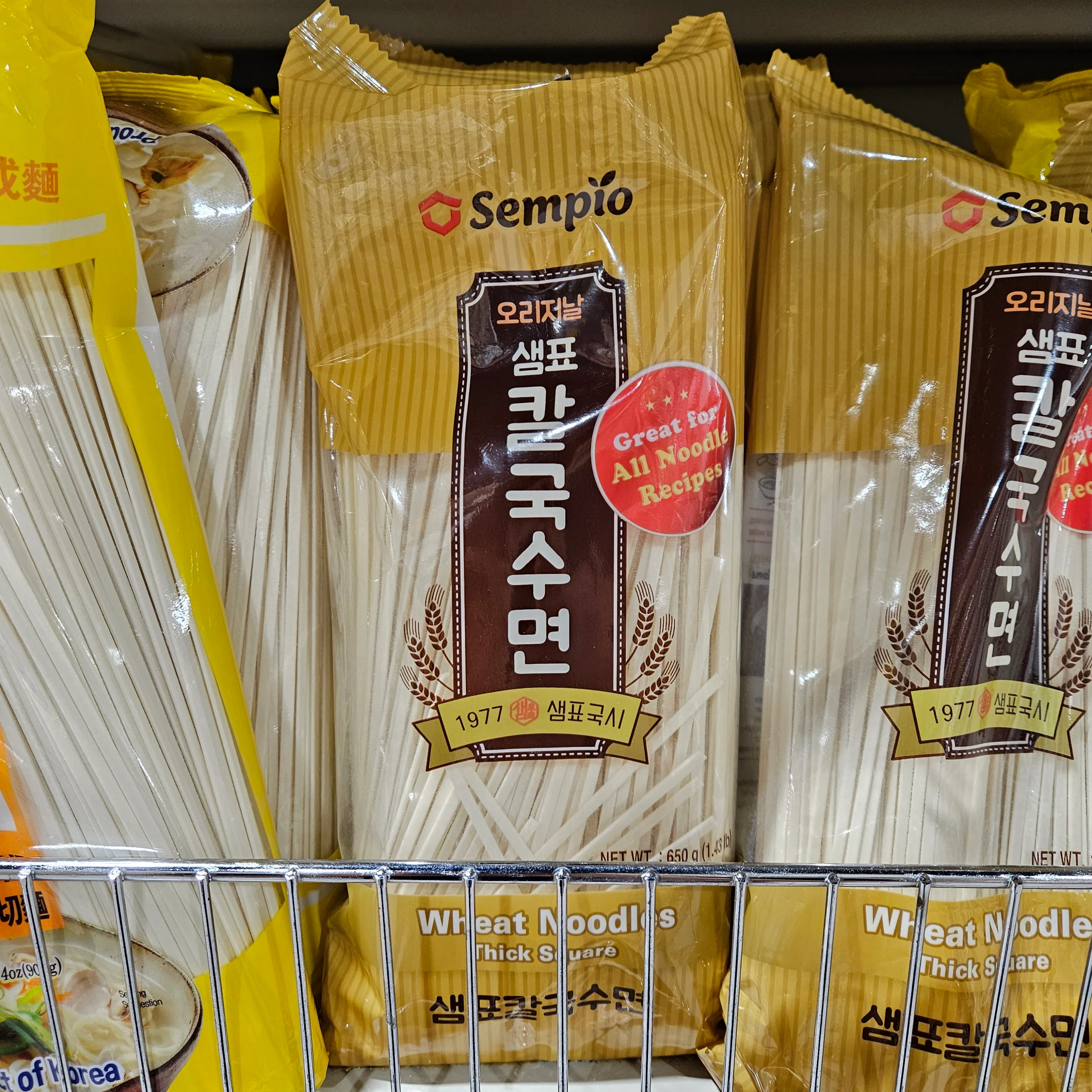SEMPIO WHEAT NOODLE THICK SQUARE 650g, 샘표 칼국수면 650g