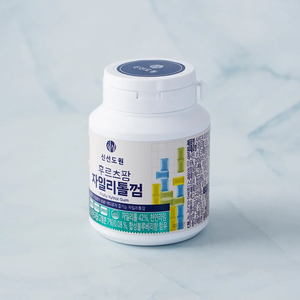 Shinsundowon Fruity Xylitol Gum 3.17oz, 신선도원 후르츠팡 자일리톨껌 90g - Image 2