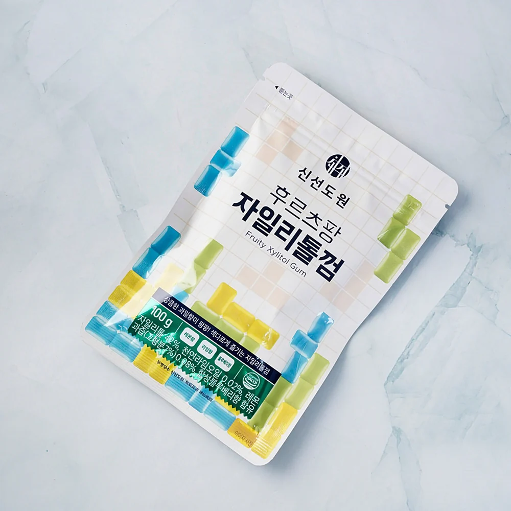 Shinsundowon Fruity Xylitol Gum Pouch 3.53oz, 신선도원 후르츠팡 자일리톨껌 100g - Image 3