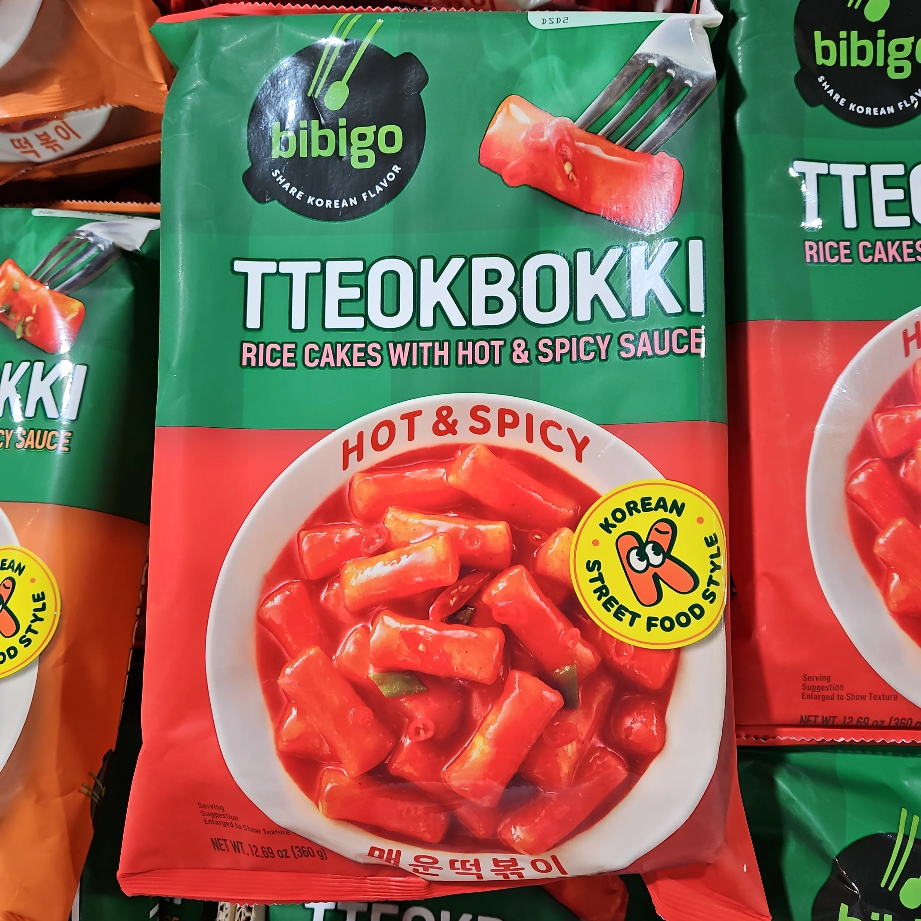 BIBIGO TTEOKBOKKI HOT & SPICY 360g, 비비고 매운 떡볶이 360g