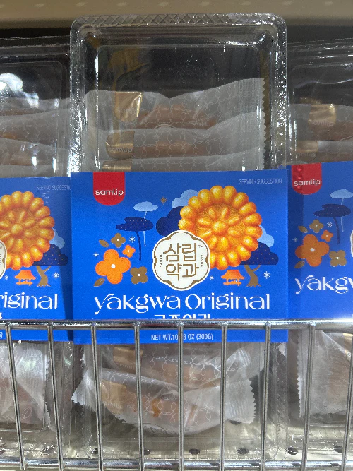 KOREAN HONEY CAKE SAMLIP , 삼립 궁중꿀약과 수라방  300g